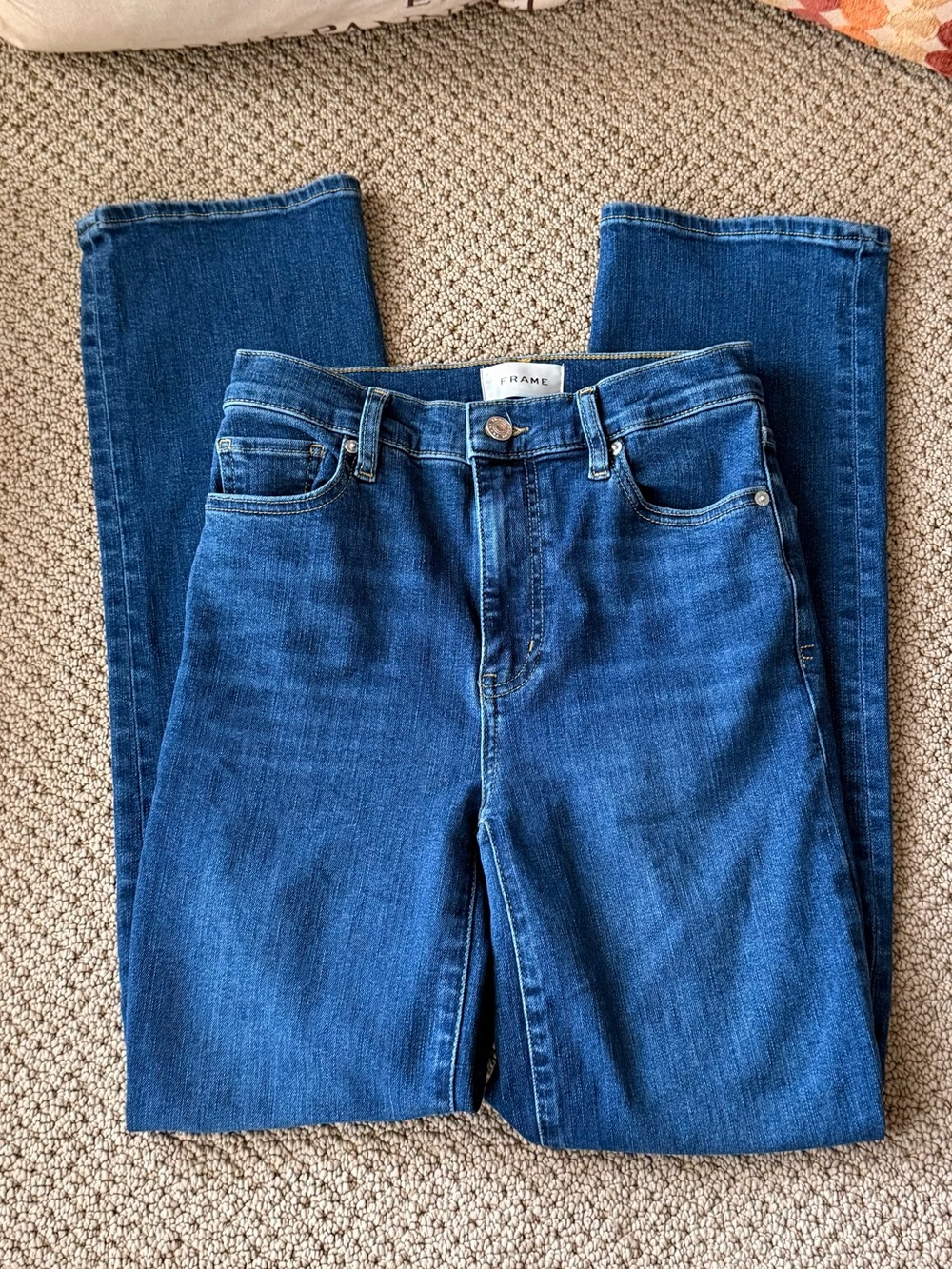Frame Women’s Le Sleek Denim Straight Leg Jeans in Blue Indigo Long